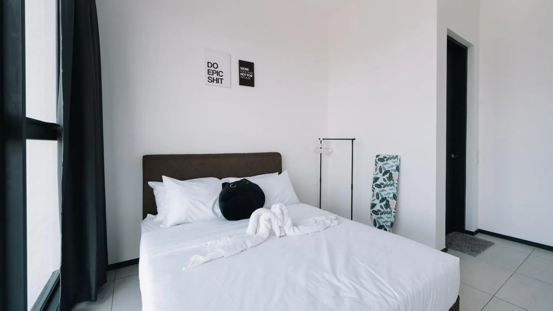 Apartment Seaview Infinity Pool 2Br 2Cp 8Pax Urban Suite George Town Malaysia